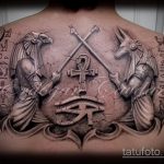 Egy meglévő Anubis tetoválás egyedülálló példája - a rajz alkalmas anubis tetoválásra a lábán