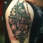 A tetovált Anubis hiteles változata - a rajz alkalmas anubis és bastet tetoválás megjelölésére