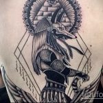 A kivitelezett Anubis tetoválás hűvös változata - a rajz alkalmas anubis és ra tetoválásokra