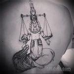 Egy érdekes példa a kész Anubis tetoválásra - a rajz alkalmas anubis és bastet tetoválás megjelölésére