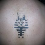 A tetovált Anubis egyedülálló változata - a rajz alkalmas Anubis isten tetoválására