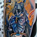 A meglévő Anubis tetoválás klassz változata - a rajz alkalmas anubis tetováláshoz a karon