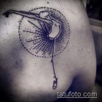 صورة وشم راقصة الباليه رقم 933 - نسخة رائعة من النمط الذي يمكن استخدامه بشكل جيد للتحويل والتطبيق مثل وشم راقصة الباليه على الفخذ