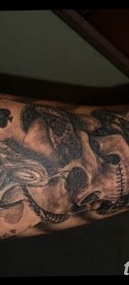 Fénykép a rendetlen tetoválásról - tetováló kártyák 2019.06.26. №018 - tetováló kártyák -