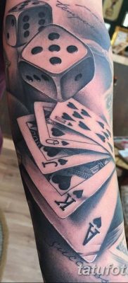 Fotó a rendetlen tetoválásról - tetováló kártyák 2019.06.26. №022 - tetováló kártyák -