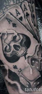 Fotó a rendetlen tetoválásról - tetováló kártyák 2019.06.26. №030 - tetováló kártyák -
