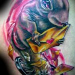 A mókus tetoválásának hűvös változata - a rajz alkalmas a mókus és a nyíl tetoválásának fényképére