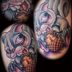 Jó példa a mókus tetoválására - a rajz alkalmas a lábán lévő mókus tetoválására