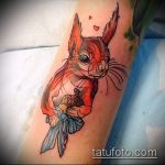 A kész mókus tetoválás egyedi változata - a rajz alkalmas a mókus tetoválás akvarellére