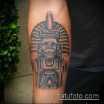 istenek tetoválása №390 - a kép hűvös változata, amely jól használható a finomításhoz és a maja istenek tetoválásához