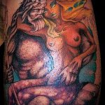 Az istenek tetoválása # 137 a minta hűvös változata, amely sikeresen használható a római istenek tetoválásaként történő feldolgozására és alkalmazására