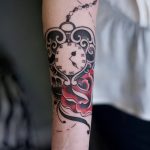 fotó tetováló óra 2018. 05. 07 -től № 251 - tetováló karóra -