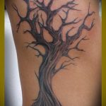 fotó a 68. számú fa tetoválásról - a minta hűvös változata, amely sikeresen használható a fa nyakon történő feldolgozására és felhordására tetoválásként