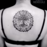 fotó a 141. számú fa tetoválásról - a minta hűvös változata, amely sikeresen használható az oldalán lévő fák finomítására és felhelyezésére tetoválásként