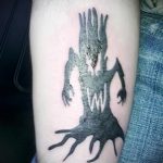 fotófa tetoválás 132 -es szám - a minta méltó változata, amely könnyen felhasználható egy fa átalakítására és körkörös alkalmazására tetoválásként