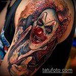 fotó a joker tetoválásról, 55. szám - a minta érdekes változata, amely sikeresen használható a csuklón lévő joker tetoválás feldolgozására és alkalmazására