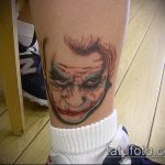 fotó a joker tetoválásról # 497 - a minta hűvös változata, amely könnyen használható átalakítására és joker tetoválásként történő alkalmazására a homlokon