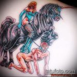 Az egyszarvú tetoválás hűvös változata - a rajz alkalmas egyszarvú tetoválásra a karon