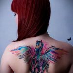 Jó példa egy alkalmazott egyszarvú tetoválásra - a rajz alkalmas egyszarvú tetoválásra.