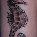 Eredeti példa a kész egyszarvú tetoválásra - a rajz alkalmas egyszarvú tetoválásra férfiaknak