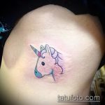 Egy meglévő unikornis tetoválás egyedülálló példája - a rajz alkalmas egyszarvú és szarvas tetováláshoz