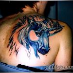 Fotó egy unikornis tetoválásról - érdekes lehetőségek az alkalmazott tetoválásokhoz a minta kiválasztásához