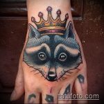 fénykép a mosómedve tetoválásról, 854. sz. - a minta hűvös változata, amely jól használható egy mosómedve tetoválás átalakítására és felhelyezésére a vádliján fényképként