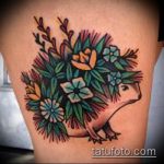 A meglévő sündisznó tetoválás klassz változata - a rajz alkalmas sündisznó tetoválására a ködben