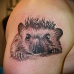 Egy meglévő sündisznó tetoválás egyedi változata - a rajz alkalmas sündisznó tetováláshoz a csuklón