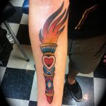 fotórajz tetováló fáklya 2018.02.07. №080 - fáklya tetoválás -