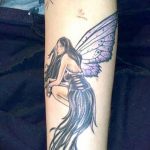 fotó egy tündér tetoválásról, kelt 2017.10.28. 113. szám - Tündér tetoválás -