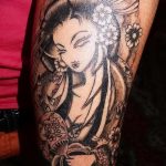 снимка на татуировка на гейша # 933 - готина версия на рисунка, която може да се използва добре за трансформиране и прилагане като татуировка на гейша върху предмишниците