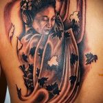 снимка на гейша татуировка № 505 - достойна версия на рисунка, която може успешно да се използва за промяна и приложение като татуировка на гейша и сакура