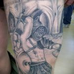 fotó a 120 -as számú gladiátor tetoválásról - a minta érdekes változata, amely jól használható átalakításra és szárnyas gladiátor tetoválásra