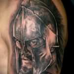 fotó a 246 -os számú gladiátor tetoválásról - a minta hűvös változata, amely jól használható átalakításra és gladiátor harcos tetoválásra