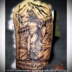 fotó a 741 -es gladiátor tetoválásról - a minta hűvös változata, amely könnyen használható felülvizsgálatra és alkalmazásra gladiátor tetoválásként a karon