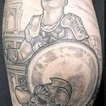 fotó a 976 -os gladiátor tetoválásról - a minta egyedi változata, amely sikeresen használható feldolgozásra és gladiátor tetoválásként történő alkalmazásra a hátán