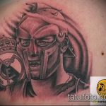 fotó a 488 -as számú gladiátor tetoválásról - a minta egyedi változata, amely sikeresen használható a módosításokhoz és tetováláshoz a rómaiakkal és gladiátorokkal