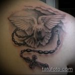 fotó a tetováló galambról # 422 - a minta egyedi változata, amely sikeresen használható a tetoválás átalakítására és alkalmazására, mint a békegalamb