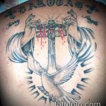 fotó a 414 -es galamb tetoválásról - a minta egyedi változata, amely sikeresen használható változtatásra és tetoválásra a galamb nyakán