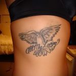 fotó egy galamb tetoválásról # 381 - a rajz hűvös változata, amely sikeresen használható változtatásra és tetoválásként a galamb mellkasára