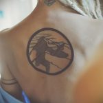 fotó a 189 -es hegyi tetoválásról - a kép hűvös változata, amely könnyen használható átalakításra és hegyi tetováló sátorként való alkalmazásra