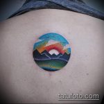 fotó a 271. számú hegyi tetoválásról - a minta egyedi változata, amely sikeresen használható a hegyek és a csillagok tetoválásként történő átalakítására és alkalmazására