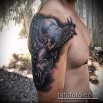 fotó a tetováló griffről # 330 - a minta méltó változata, amely sikeresen használható változtatásra és tetováló griffként történő alkalmazásra az alkaron