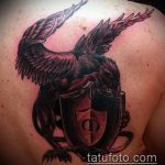 fotó a griff tetoválásról # 683 - a minta hűvös változata, amely sikeresen használható feldolgozásra és tetoválás griffként történő alkalmazására a borjún