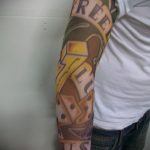 Fotó a kocka tetoválásról # 102 - a minta méltó változata, amely sikeresen használható a tetoválás finomítására és felhelyezésére a nyakra, mint egy kocka