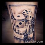 Fotó a kocka tetoválásról # 292 - a minta hűvös változata, amely könnyen használható a kocka és a lóhere átalakítására és alkalmazására tetoválásként