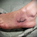 Fotó a kocka tetoválásról # 726 - a minta érdekes változata, amely könnyen használható a kocka és a lóhere tetoválásként történő feldolgozására és alkalmazására