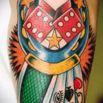 Fotó a kocka tetoválásról # 543 - a minta érdekes változata, amely könnyen használható a kocka átalakítására és felhelyezésére az arcon tetoválásként