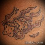 Fotó a kocka tetoválásról # 756 - a minta hűvös változata, amely jól használható a kocka nyakon történő feldolgozásához és felhelyezéséhez tetoválásként